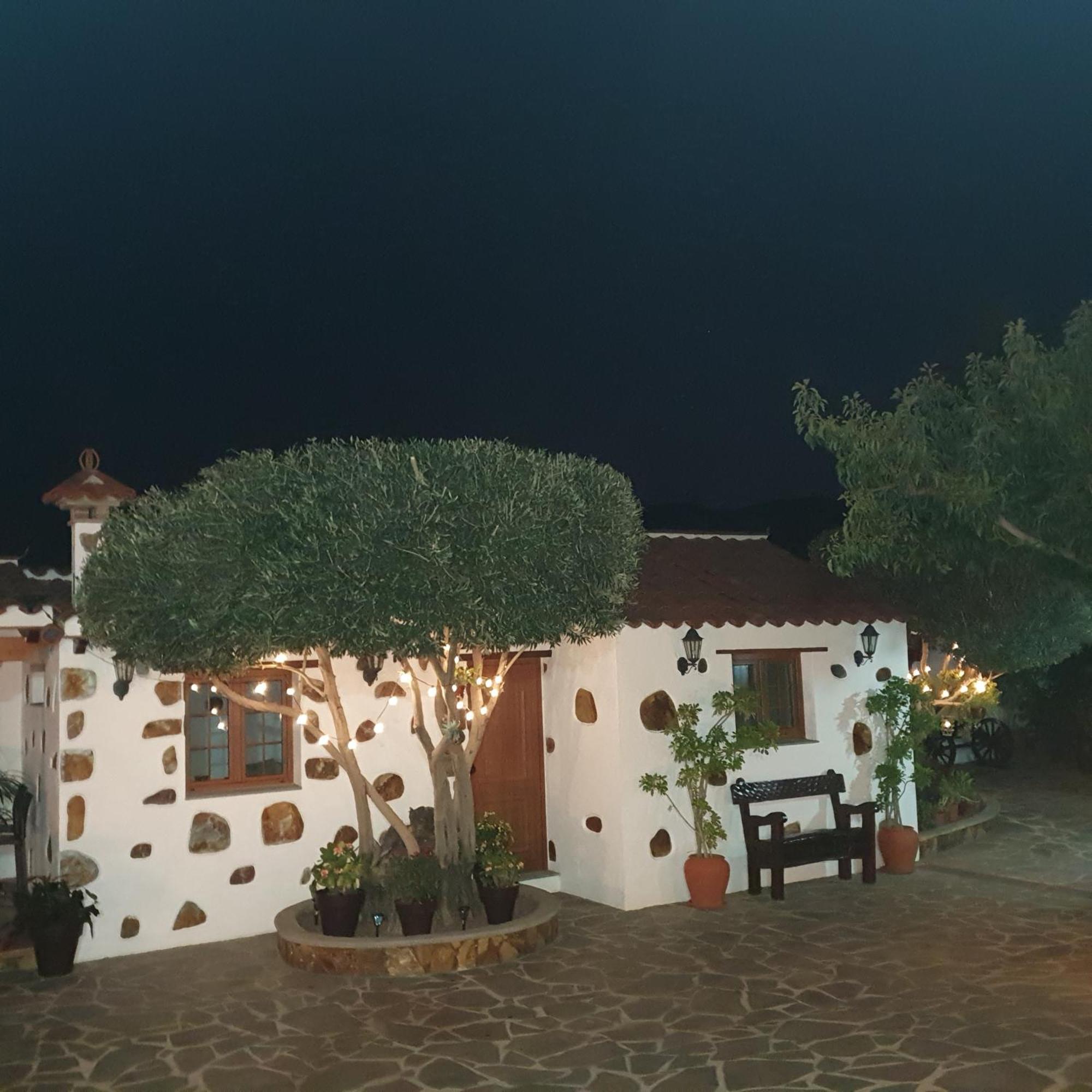 La Gallania De Papa Pepe Santa Lucia Buitenkant foto